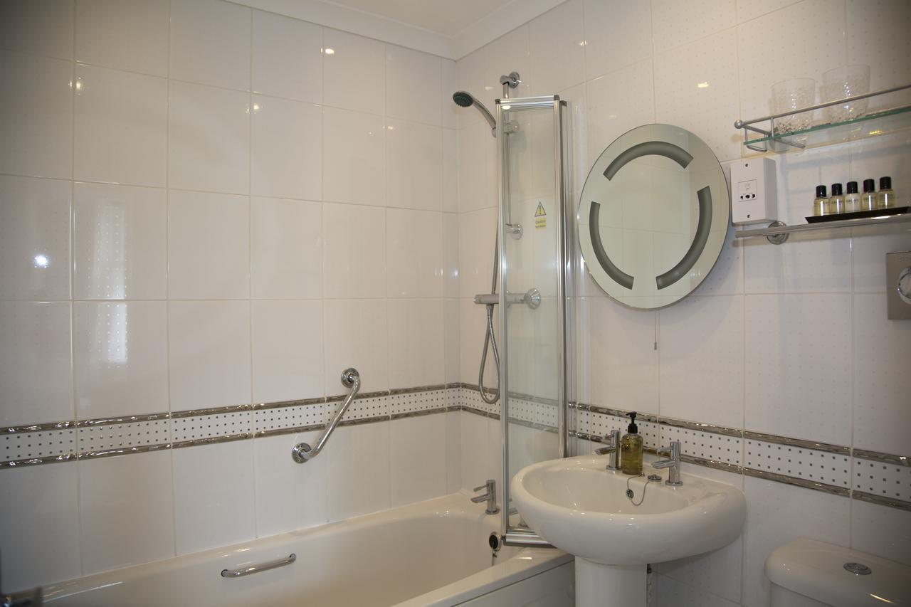 Bed and Breakfast Carlton Court Торки Экстерьер фото